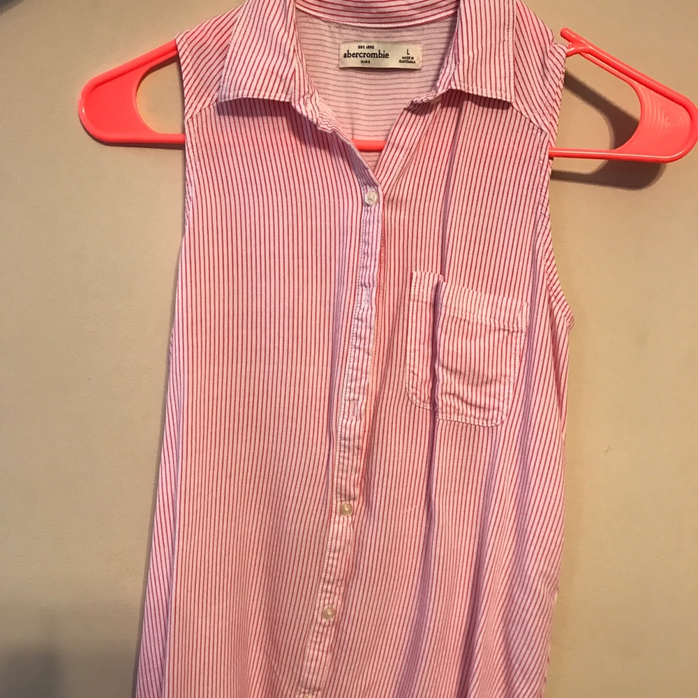 Abercrombie kids button up tank top.