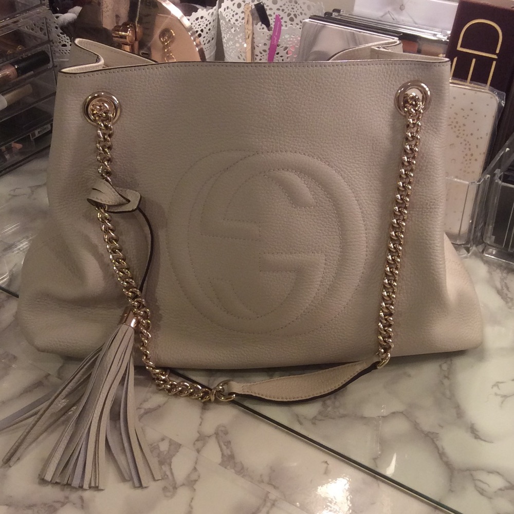 Gucci Handbag in Ivory.