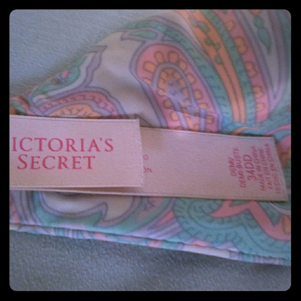 VS Bra 34DD