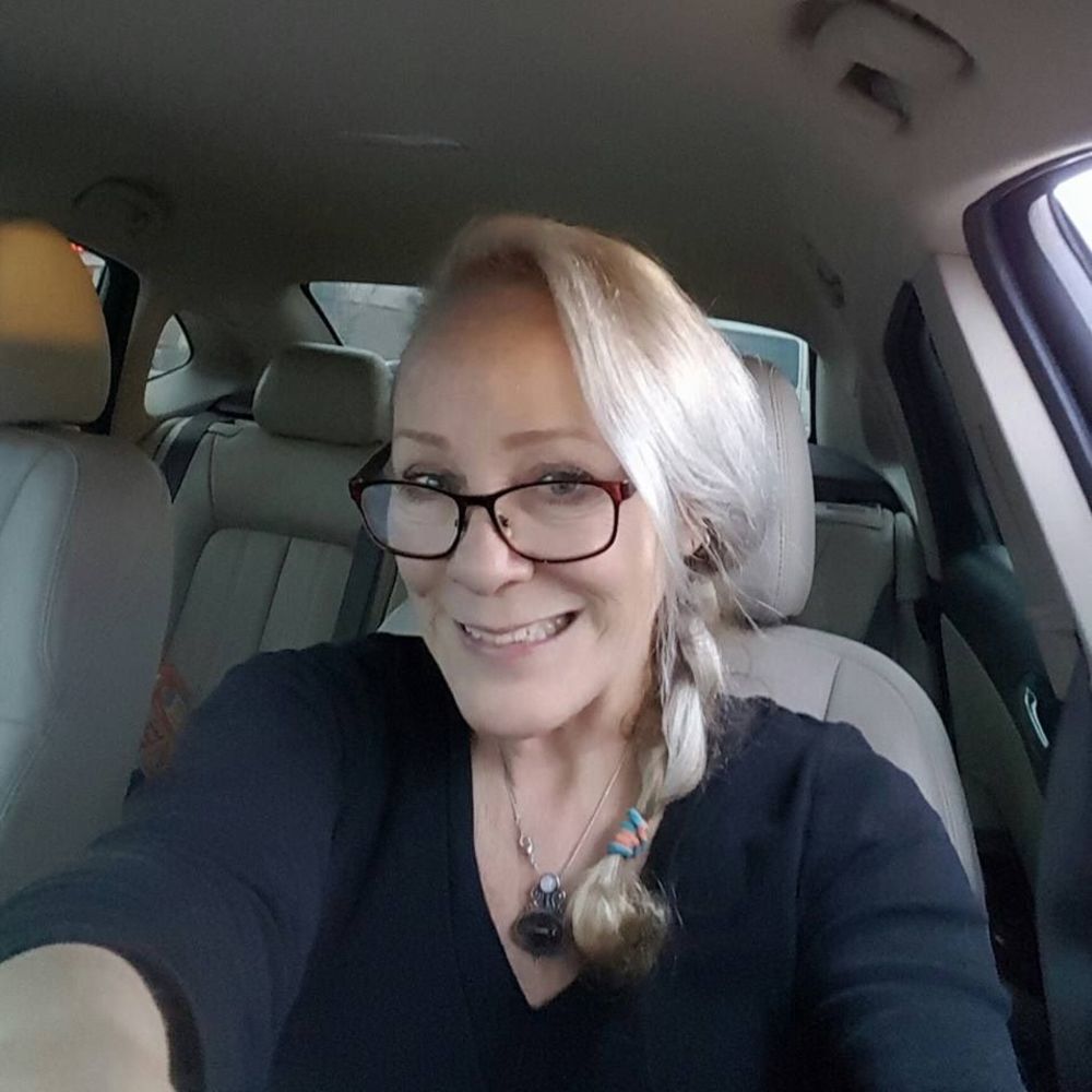 Meet your Posher, Liane