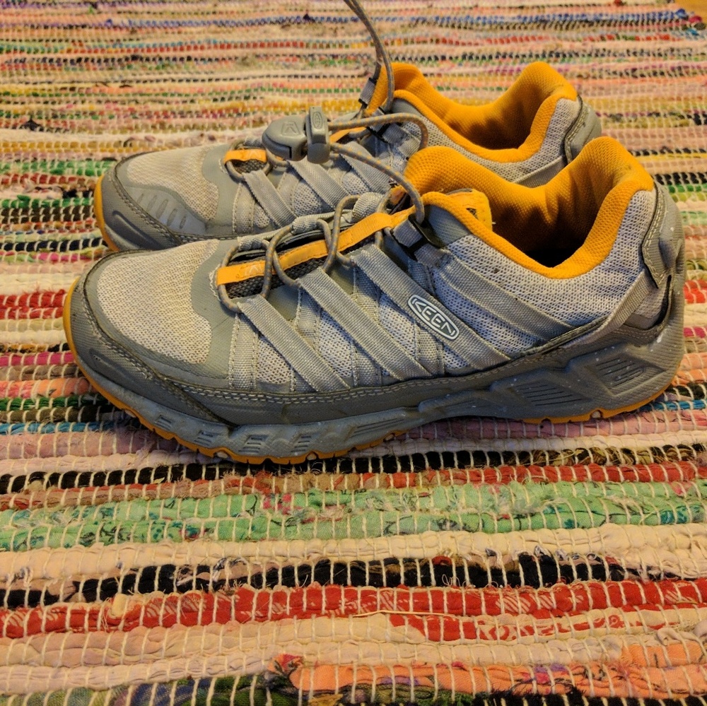 Keen trail running sneakers
