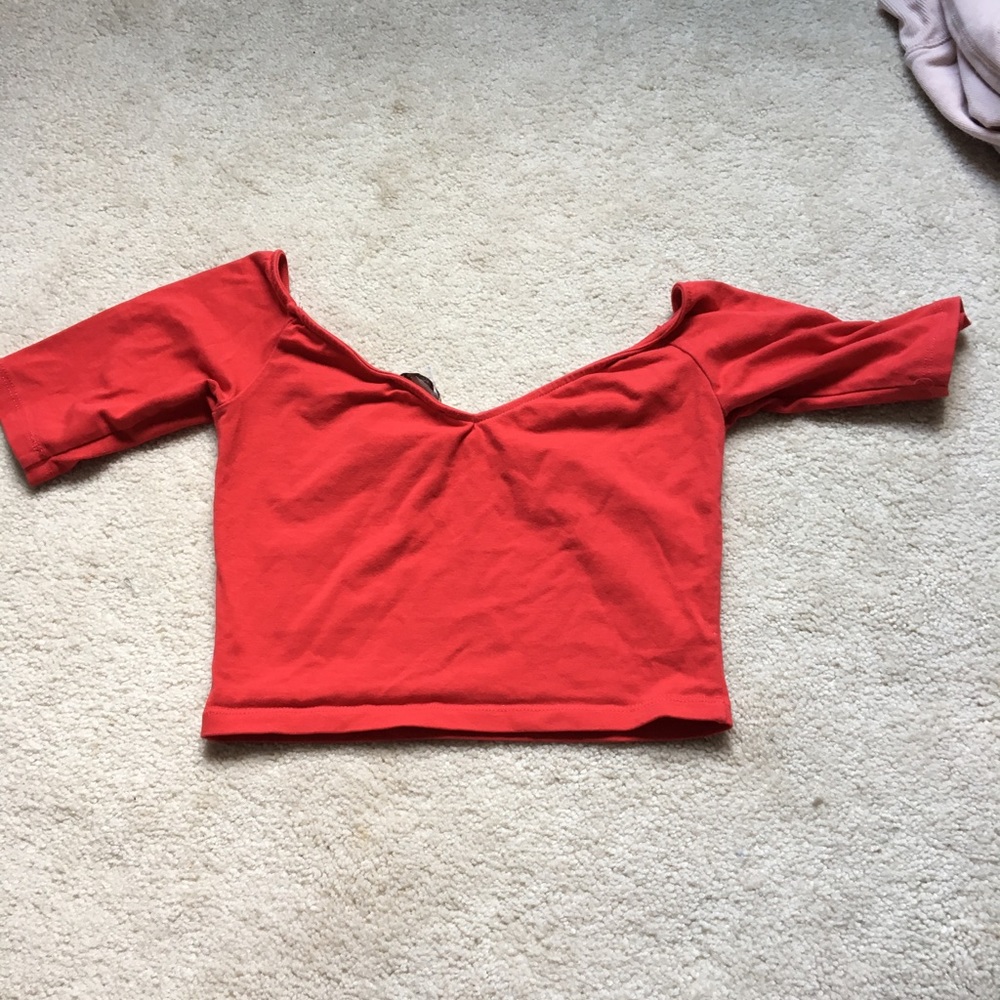 Crop top