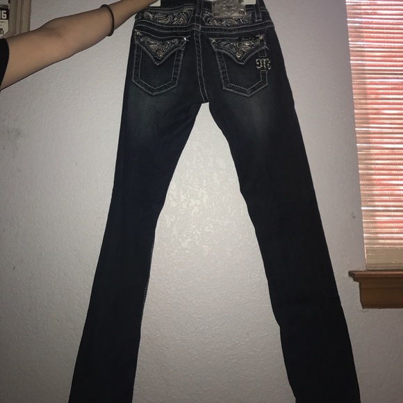 Miss Me Jeans - Picture 3 of 5