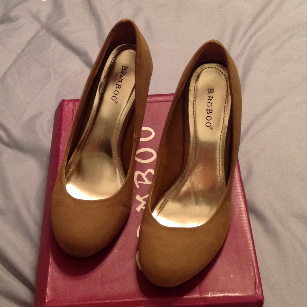 Tan suede heels