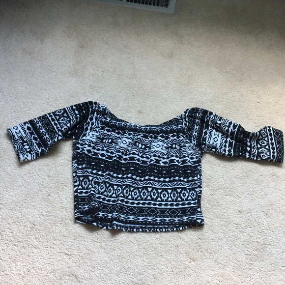 Nollie Tops - Crop top!