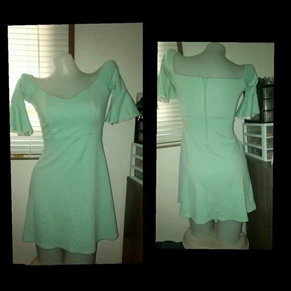 Mint off shoulder mine dress. - Picture 1 of 3
