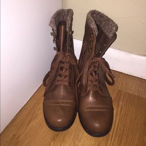 BRAND NEW BROWN COMBAT BOOTS!!