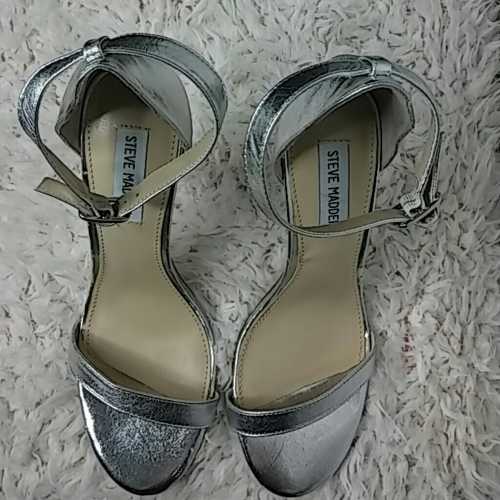 Used. Stillettos high heels. Style: pump.