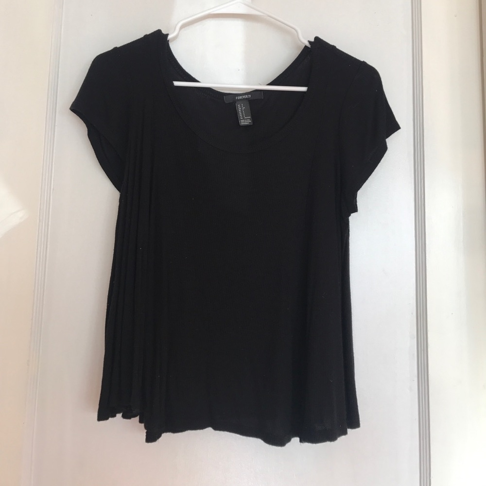 ❌SOLD❌ Black Crop Top