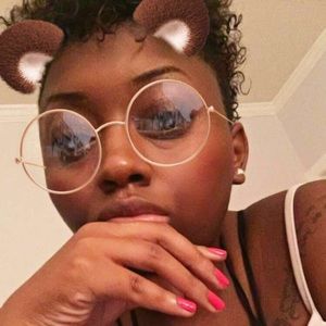 Meet your Posher, Imani