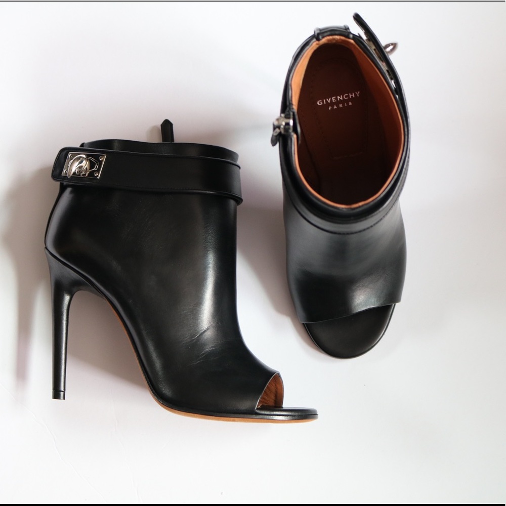 Givenchy Peep toe booties