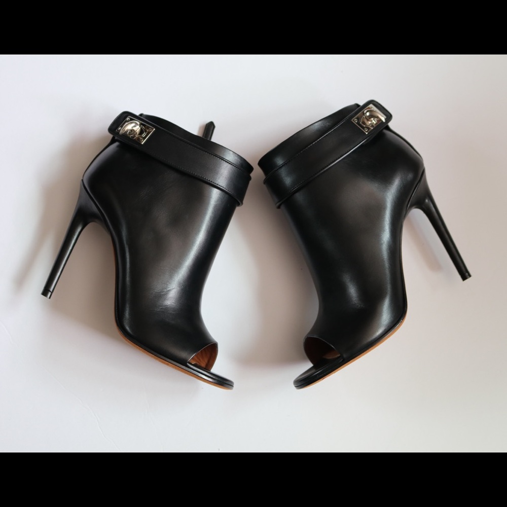 Givenchy Peep toe booties - Picture 7 of 7