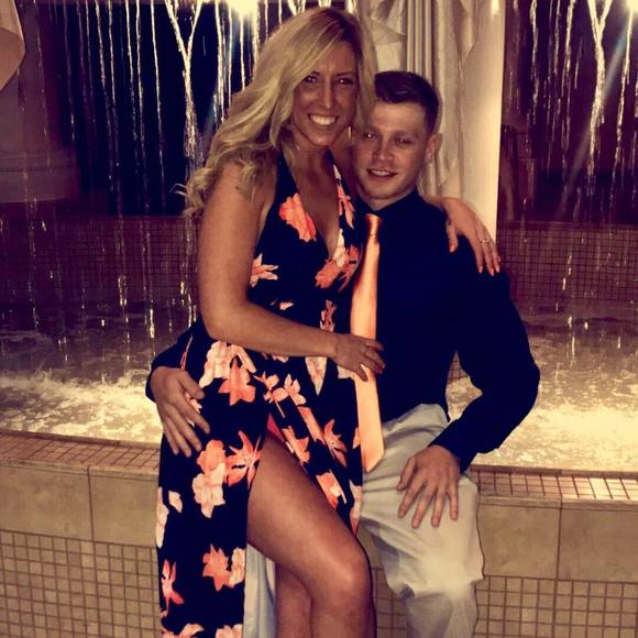 Meet your Posher, Lindsey - Picture 1 of 1