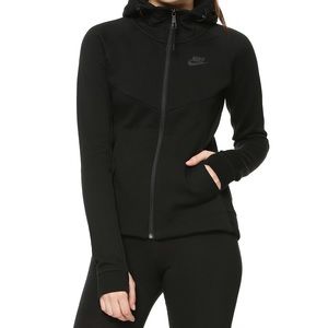 Nike tech fleece zip up ✨✨