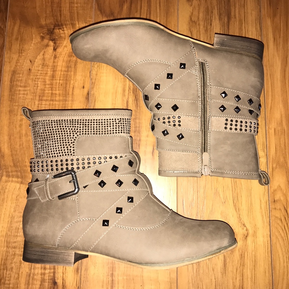 Never worn studded taupe ankle booties