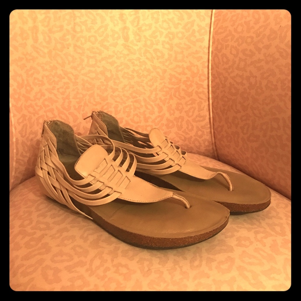 Me Too Cailyn Beige Stone Leather Sandals