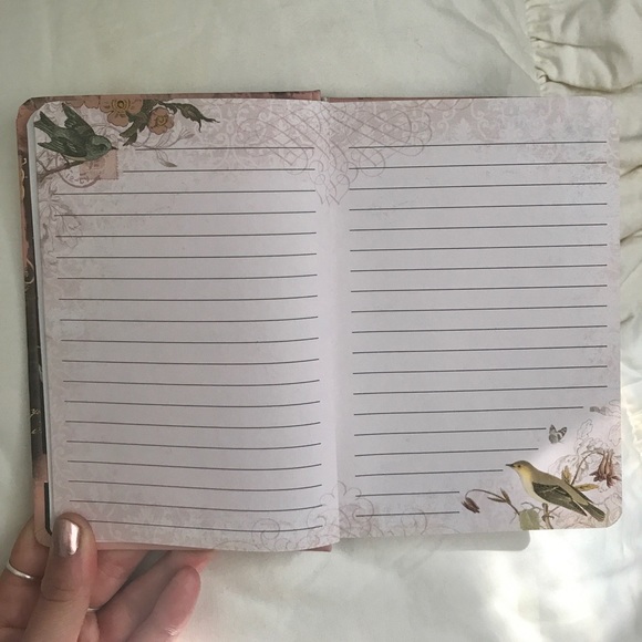 Brand New Punch Studio Journal. 100 sheets. - Picture 3 of 3