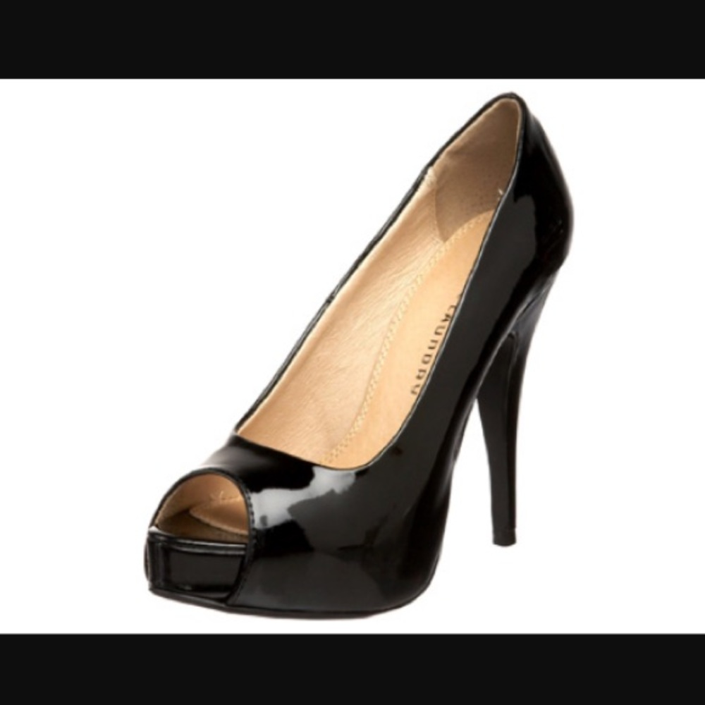 Black patent peep toe pumps