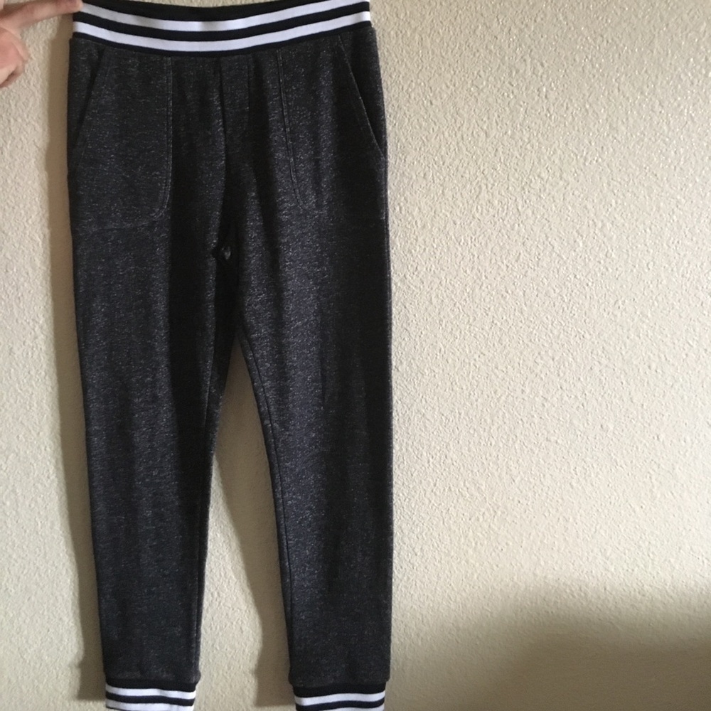 Grey joggers with pockets on front and back!