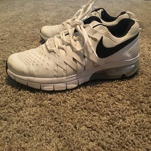 Nike Women's Tennis-Shoes