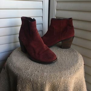 Maroon Suede Seychelles booties size 7.5