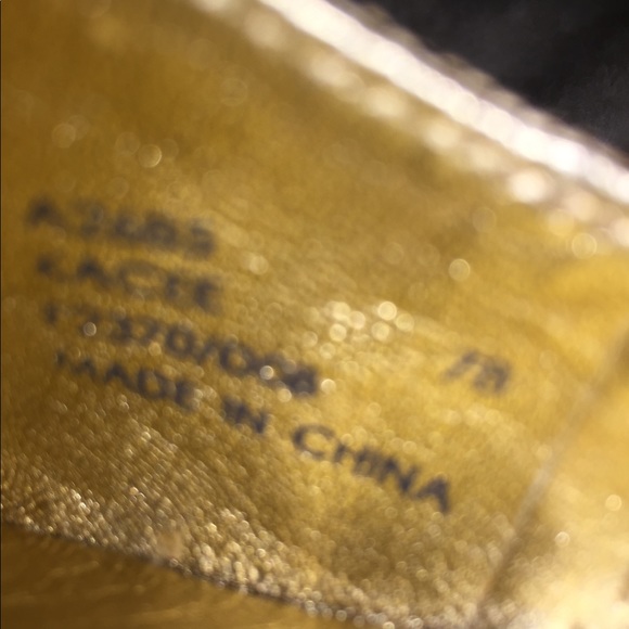 Coach flats size 7 - Picture 6 of 6