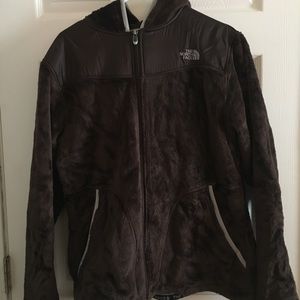 The NorthFace fleece sweater