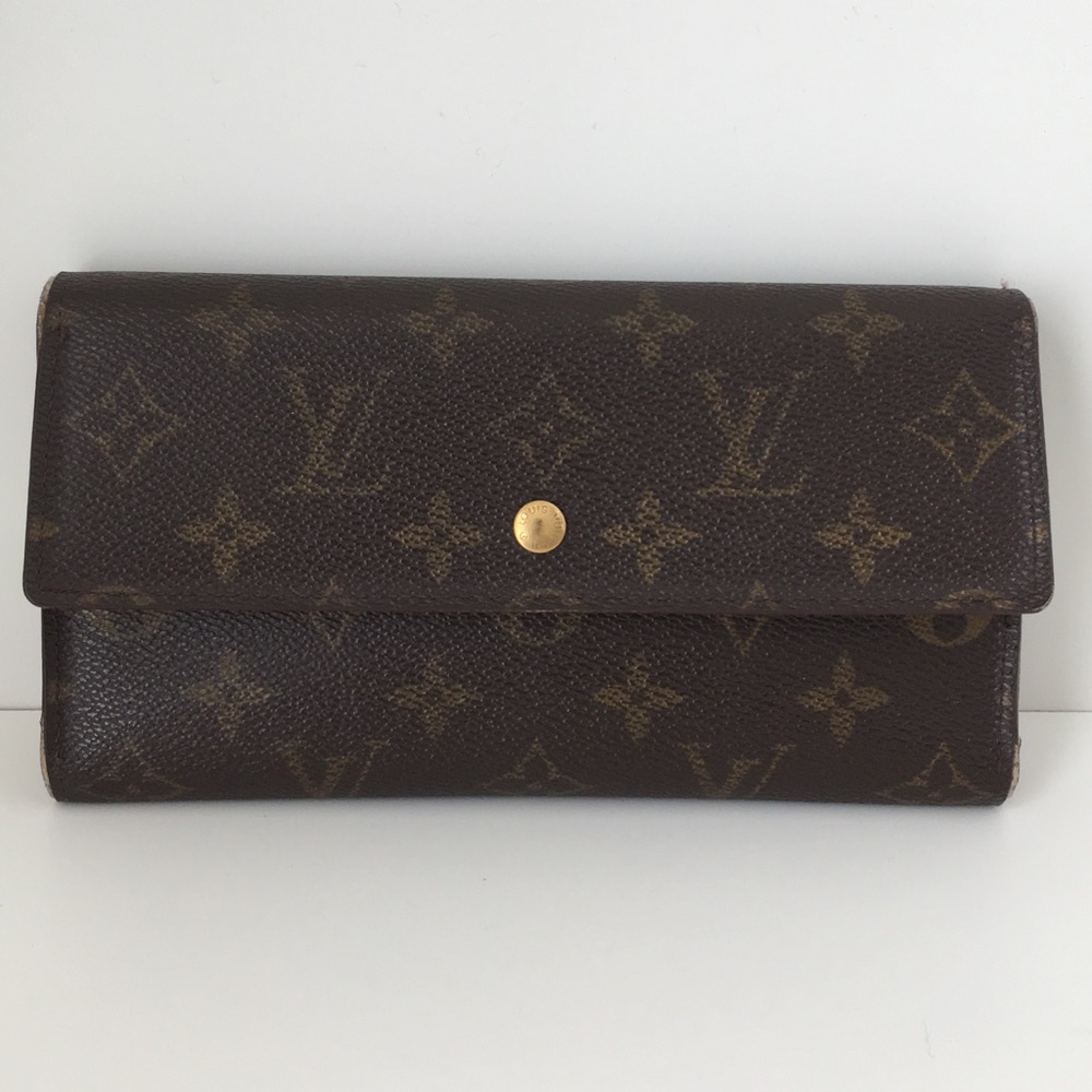 Louis Vuitton trifold long wallet