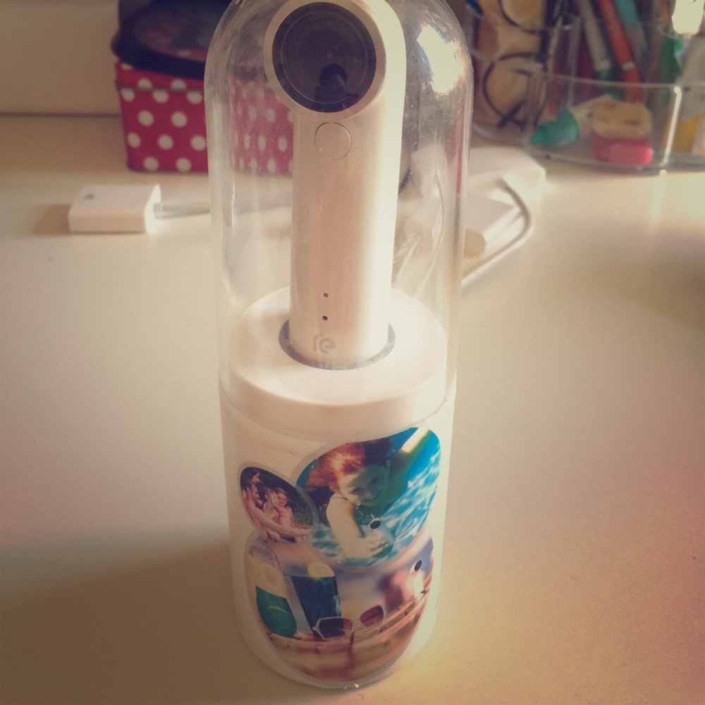 HTC re selfie camera
