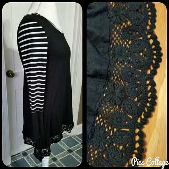 B&W Striped Sleeve Tunic w/Lace Hem - Picture 5 of 6