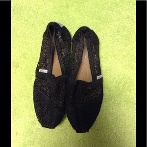 Black Lace Toms