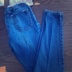 Jessica Simpson maternity jeans