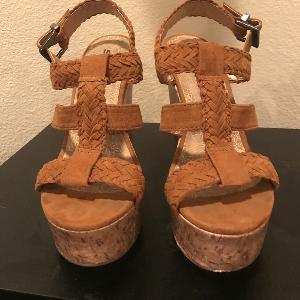 Cute brownish wedges!!!!