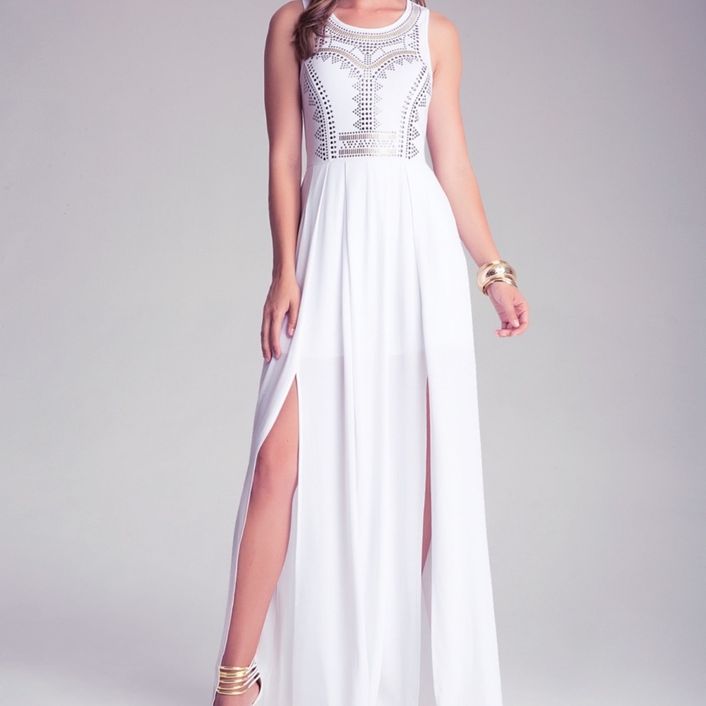 *Never worn* White maxi Bebe dress