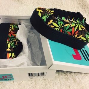 Jeffrey Campbell/PRICE IS NEGOTIABLE 💗