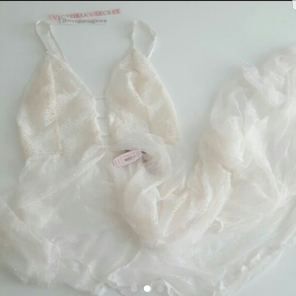 Victoria's secret DESIGNER COLLECTION NIGHT GOWN - Picture 3 of 3