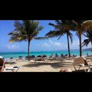 Meet your Posher, Sabina