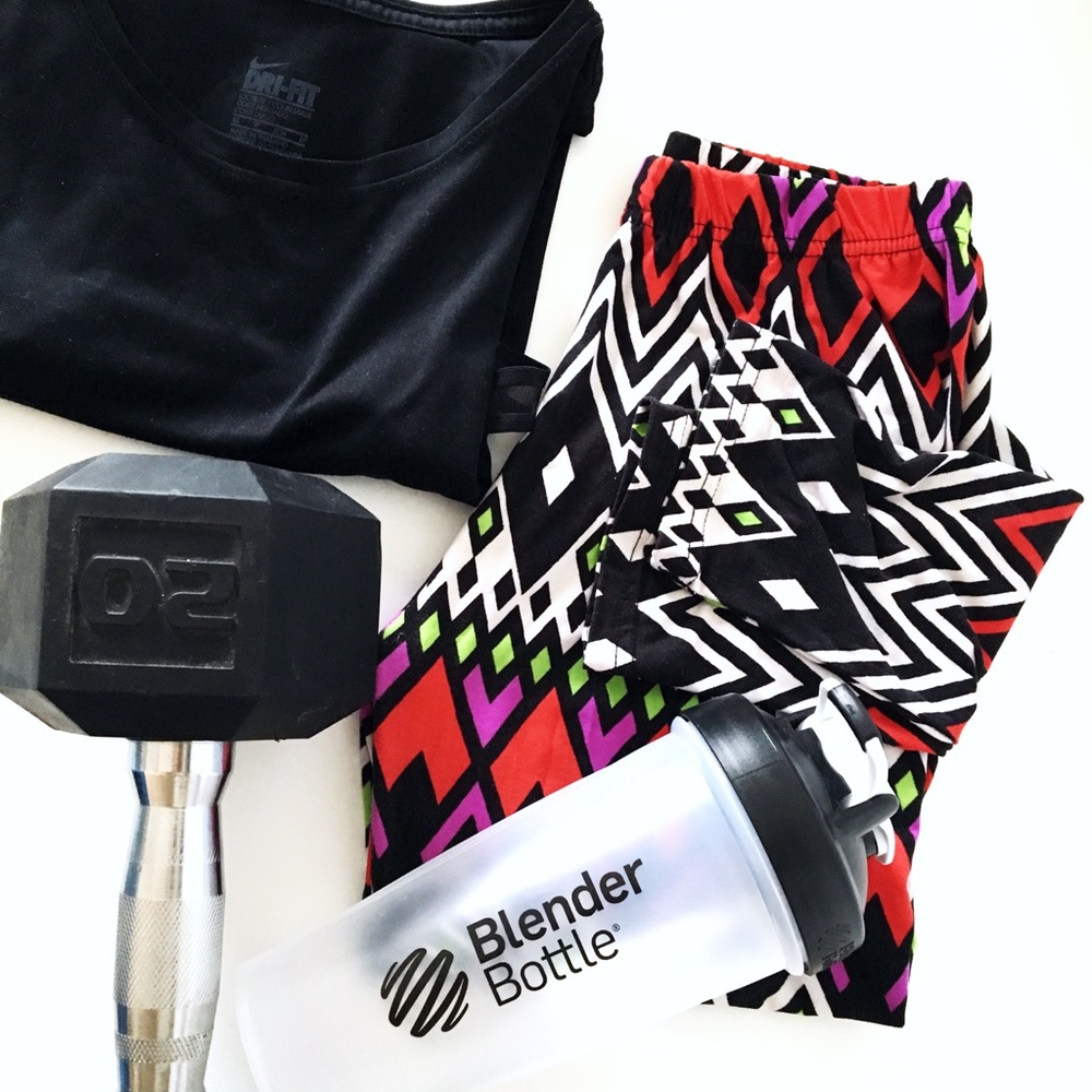 Vibrant geometric leggings