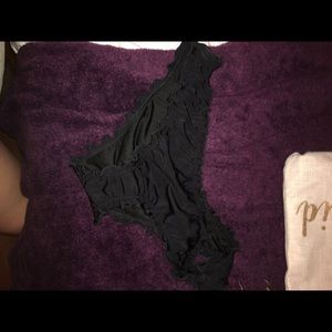 cheeky bikini bottoms