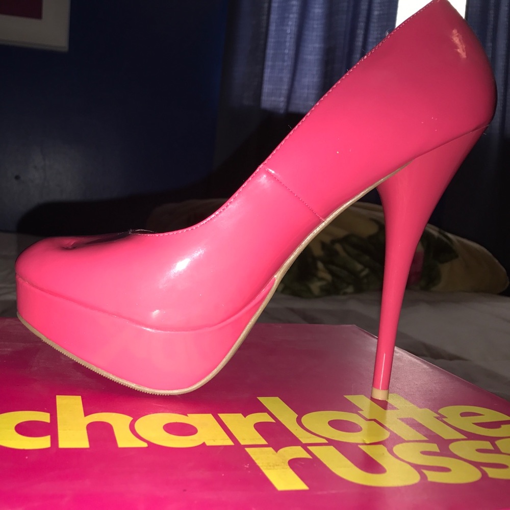 Fuchsia heels