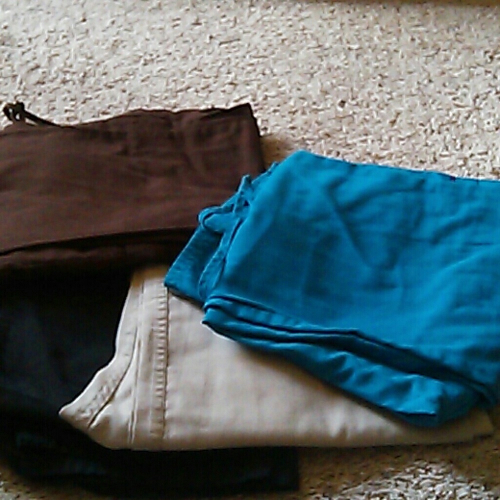 Scrub bottoms. Size small.