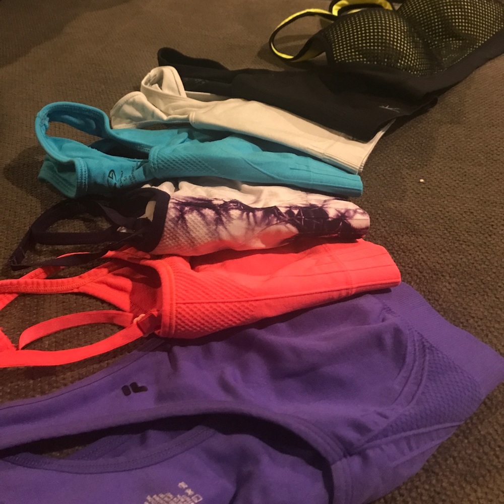 ‼️ SOLD ‼️ Sports bras (7 total)