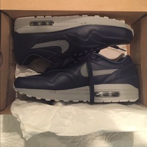 Men's Nike air max ID sneakers