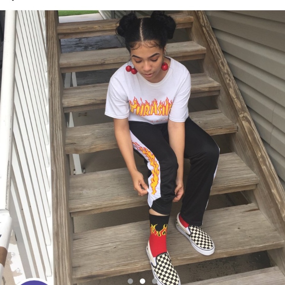 LAST ONE🔥Brand New Unisex Red Flame Socks🔥 - Picture 5 of 8