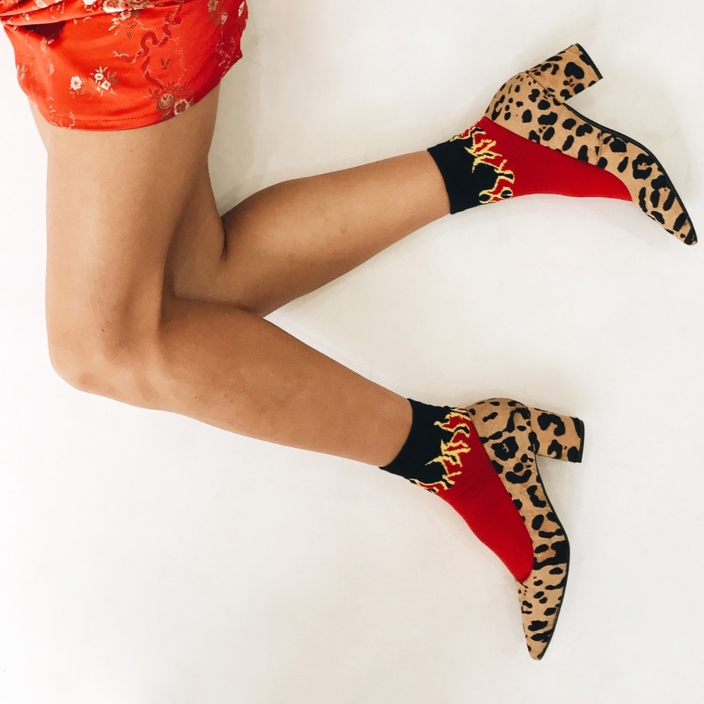 LAST ONE🔥Brand New Unisex Red Flame Socks🔥 - Picture 3 of 8