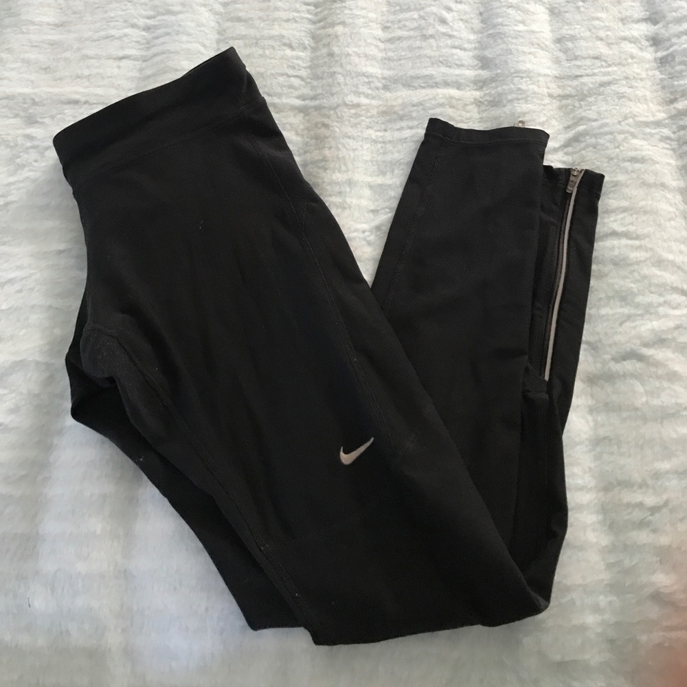 • Nike • Leggings • Dri-Fit*