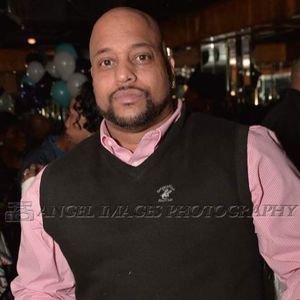 Meet your Posher, Emanuel