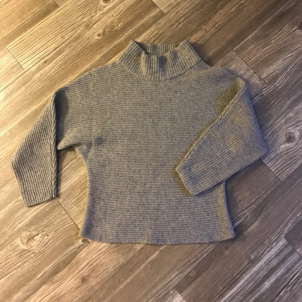 High neck sweater