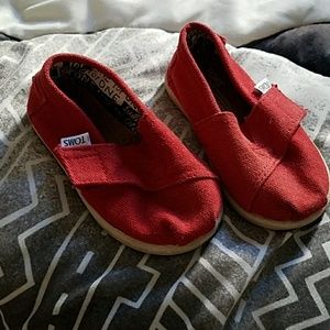 Red toms