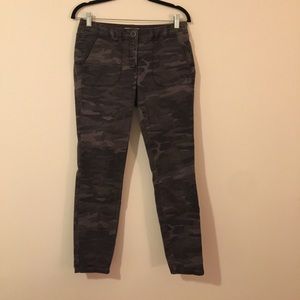 LOFT Camo Pants Marisa fit, Size 6P